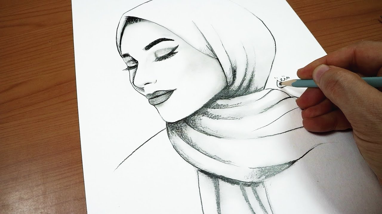 رسم بالقلم وجه بنات